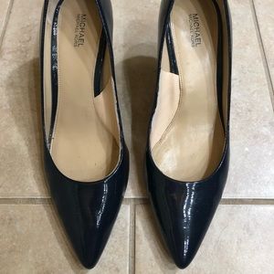 Michael Kors, Navy, patten leather, pumps